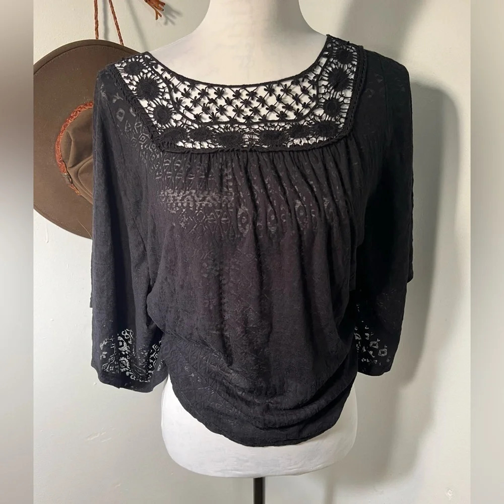 French Laundry,S, crochet cutout square neck 3/4 dolman sleeves, gauzy drape